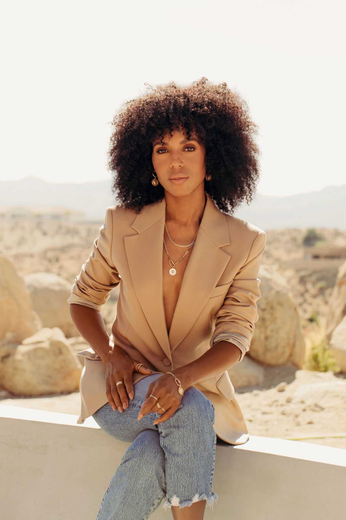 Kerry Washington x Aurate Lioness collection