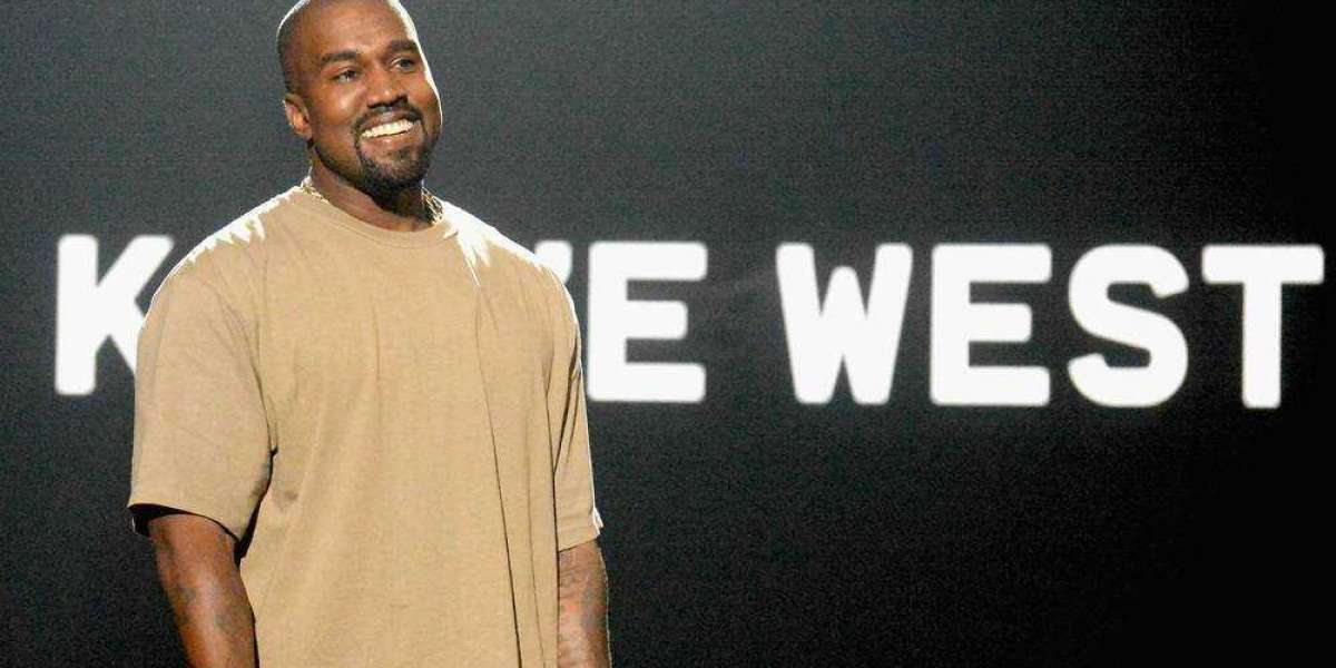Kanye West Files Trademark For YZYSPLY To Open Retail Stores